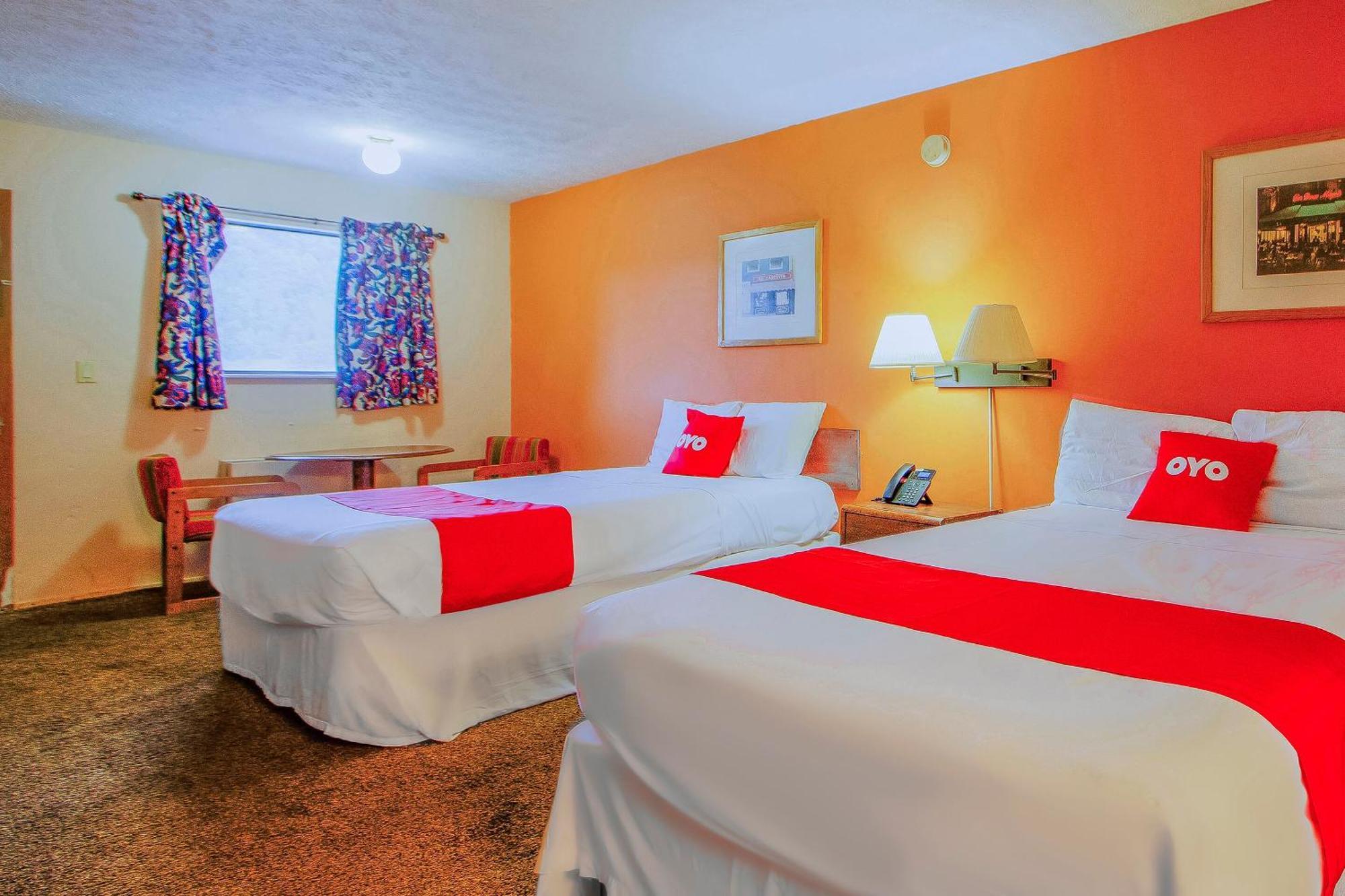 Oyo Hotel Chapmanville Inn, Wv - Hwy 119 Buitenkant foto